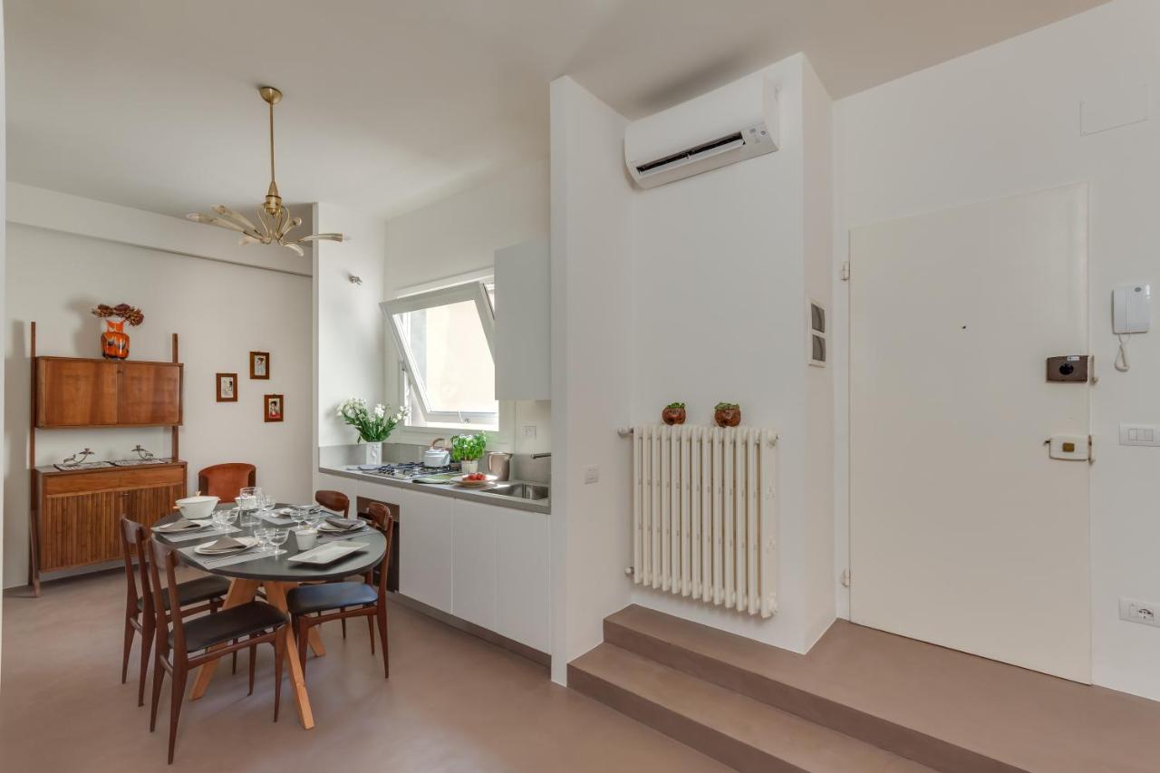 Apartments Florence - Santa Maria Balcony Exterior photo